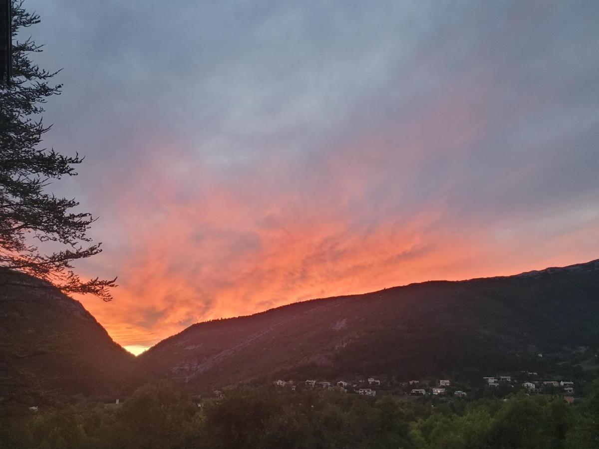 La Reyniere Bed & Breakfast Serres  Exterior foto